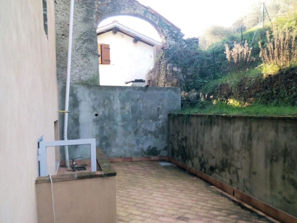 199-Appartamento al piano terra completamente ristrutturato in villa del settecento-Buggiano-5 Agenzia Immobiliare ASIP