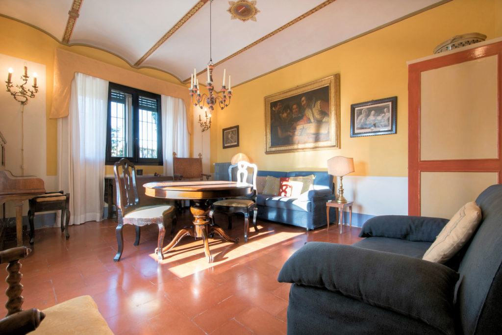 480-Antica villa padronale con parco-Pescia-11 Agenzia Immobiliare ASIP