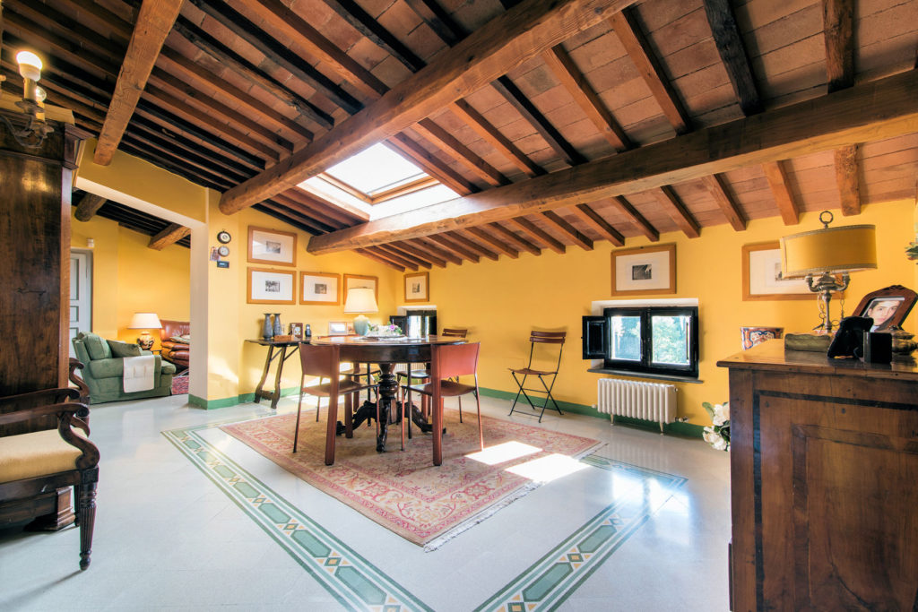 480-Antica villa padronale con parco-Pescia-13 Agenzia Immobiliare ASIP