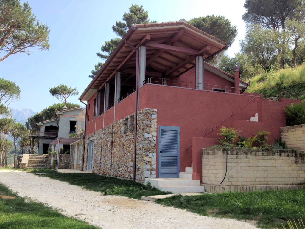 526-Villini con parco e vista panoramica mozzafiato-Pietrasanta-3 Agenzia Immobiliare ASIP