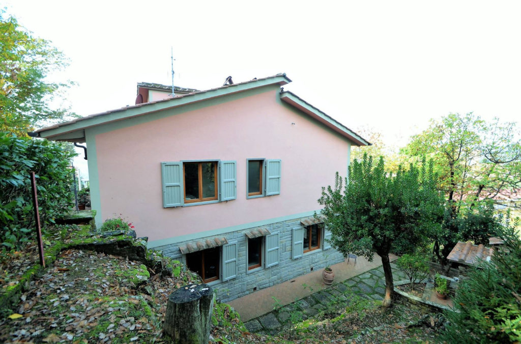 953-Villa in stile moderno in posizione dominante-Rufina-2 Agenzia Immobiliare ASIP
