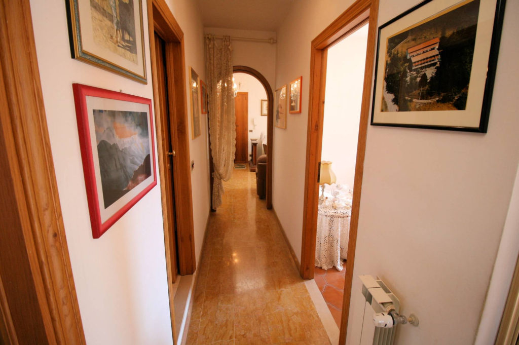 973-Appartamento al piano secondo con cantina e garage-San Marcello Piteglio-14 Agenzia Immobiliare ASIP