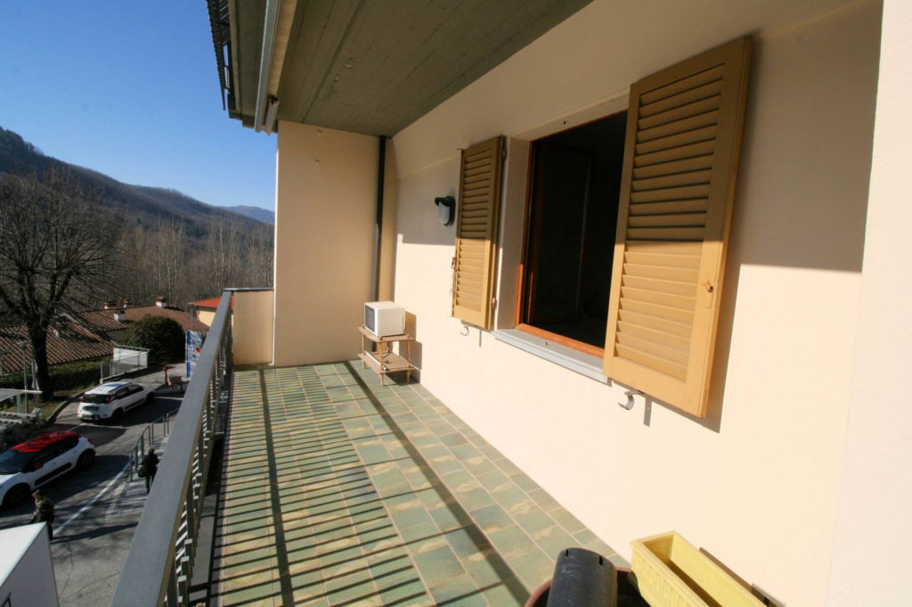 973-Appartamento al piano secondo con cantina e garage-San Marcello Piteglio-9 Agenzia Immobiliare ASIP