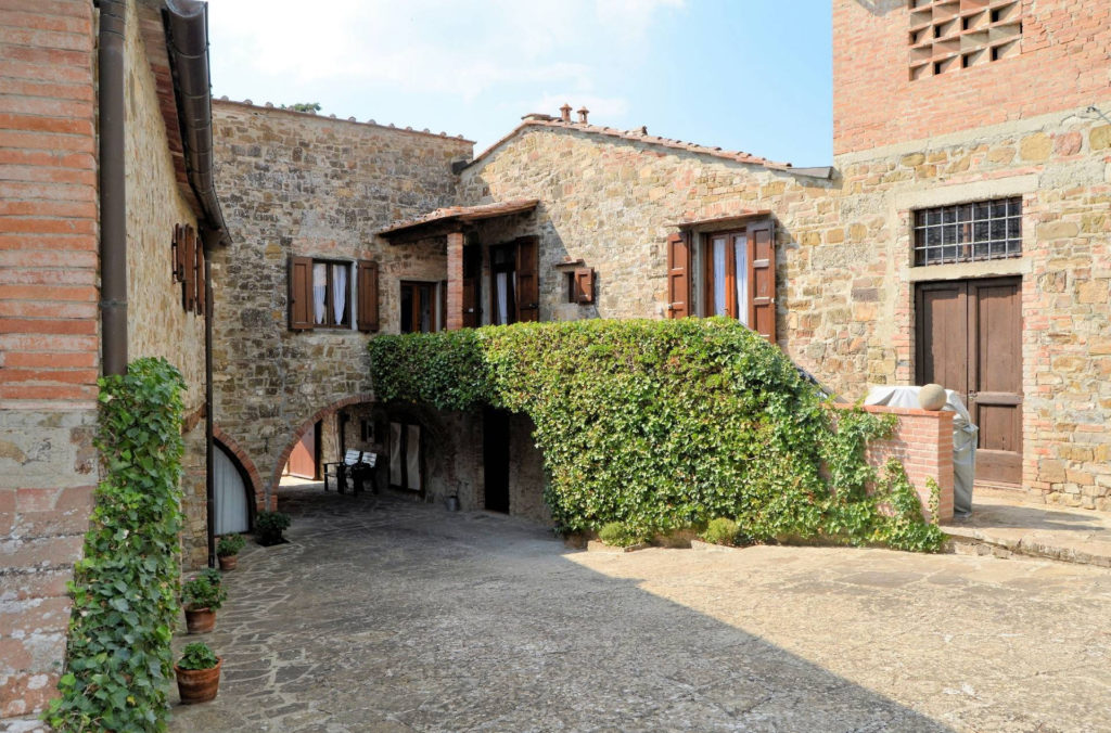 975-Complesso immobiliare in stile rustico Toscano con attivita' agrituristica-Greve in Chianti-5 Agenzia Immobiliare ASIP