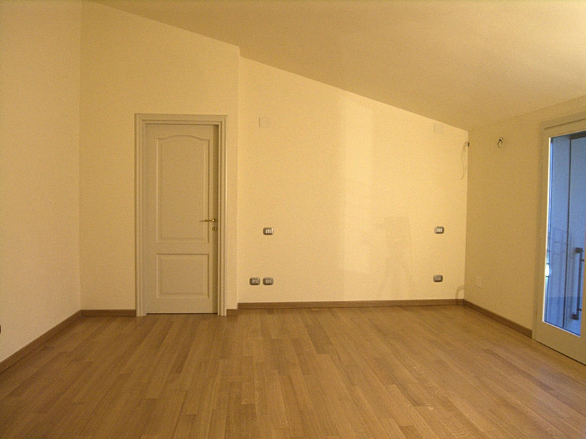987-Appartamento ristrutturato disposto su due livelli-Viareggio-8 Agenzia Immobiliare ASIP
