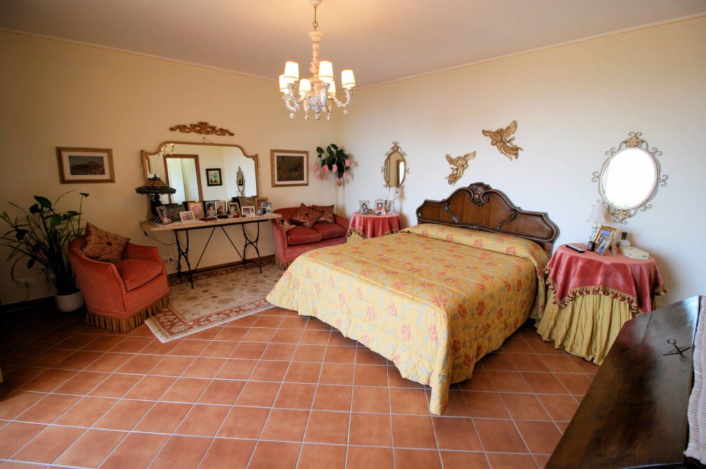 704-Villa composta da due unita' abitative con giardino e vista mare-Rosignano Marittimo-8 Agenzia Immobiliare ASIP