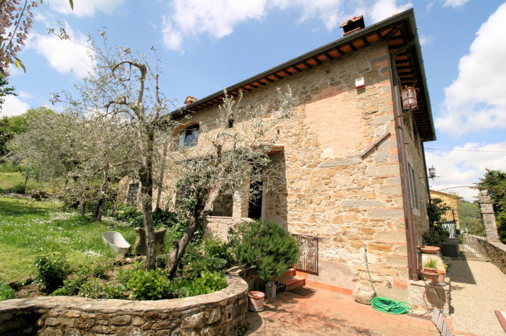 1030-Antico casale ristrutturato con vista panoramica-Figline e Incisa Valdarno-5 Agenzia Immobiliare ASIP