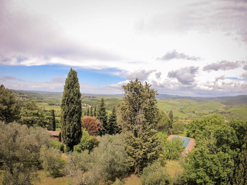 1280-Casale ristrutturato con vista panoramica parco e piscina-Volterra-2 Agenzia Immobiliare ASIP