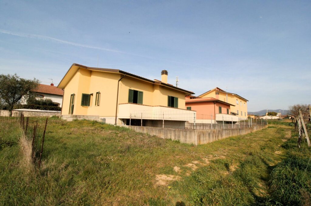 647-Villette unifamiliari al grezzo avanzato-Lamporecchio-1 Agenzia Immobiliare ASIP