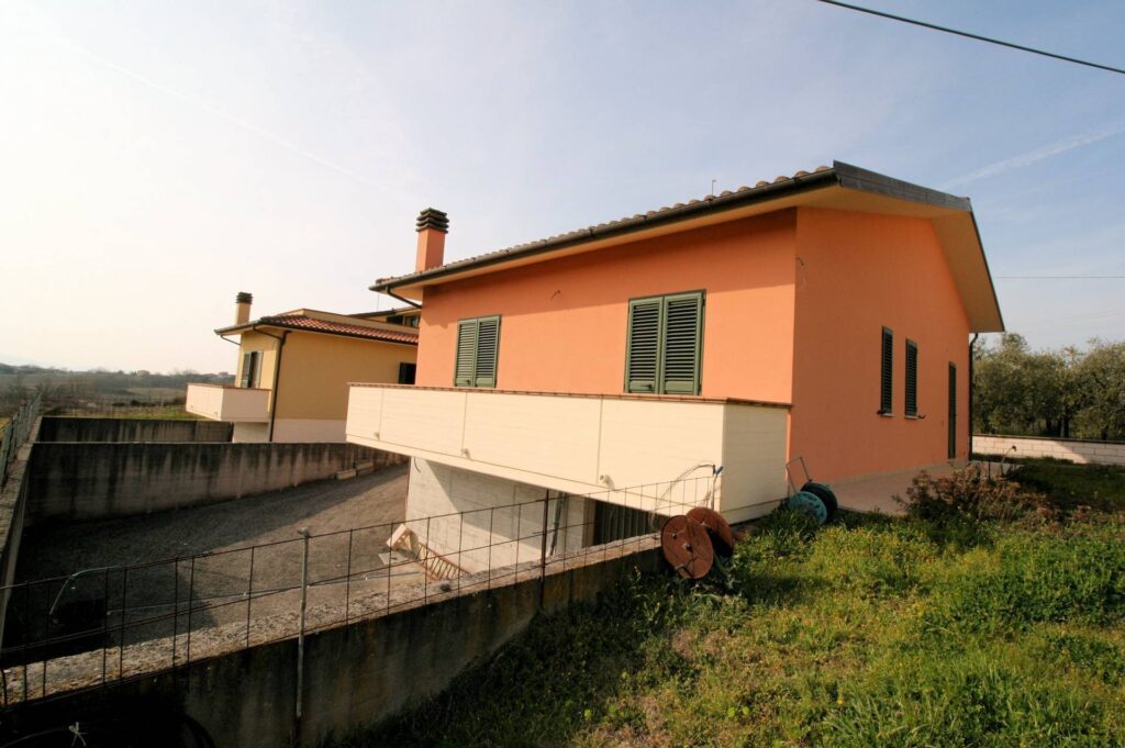 647-Villette unifamiliari al grezzo avanzato-Lamporecchio-3 Agenzia Immobiliare ASIP