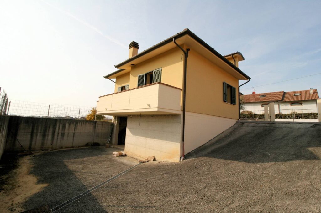 647-Villette unifamiliari al grezzo avanzato-Lamporecchio-8 Agenzia Immobiliare ASIP