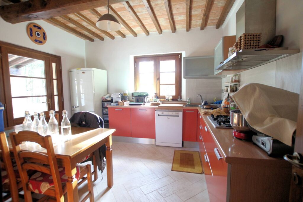 1278-Przione terratetto di casale con ampio giardino-Volterra-6 Agenzia Immobiliare ASIP