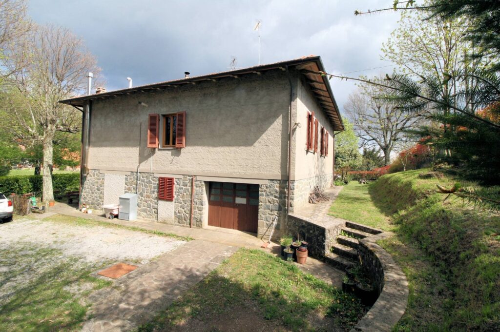1060-Villa singola con ampio giardino e vista panoramica-Marliana-6 Agenzia Immobiliare ASIP