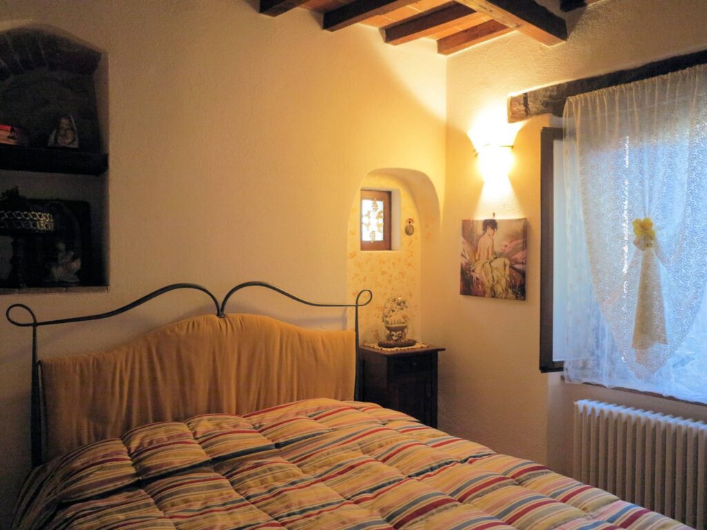 1089-Appartamento in stile rustico Toscano ristrutturato-Gavorrano-15 Agenzia Immobiliare ASIP