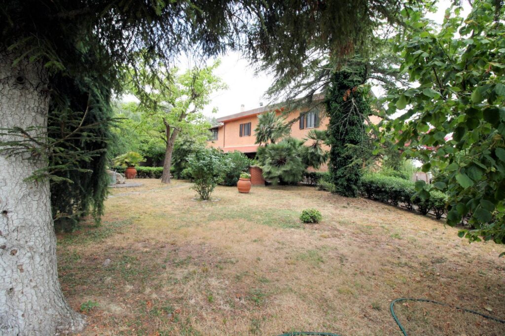 1364-Villa unifamiliare con parco e piscina-Fauglia-1 Agenzia Immobiliare ASIP