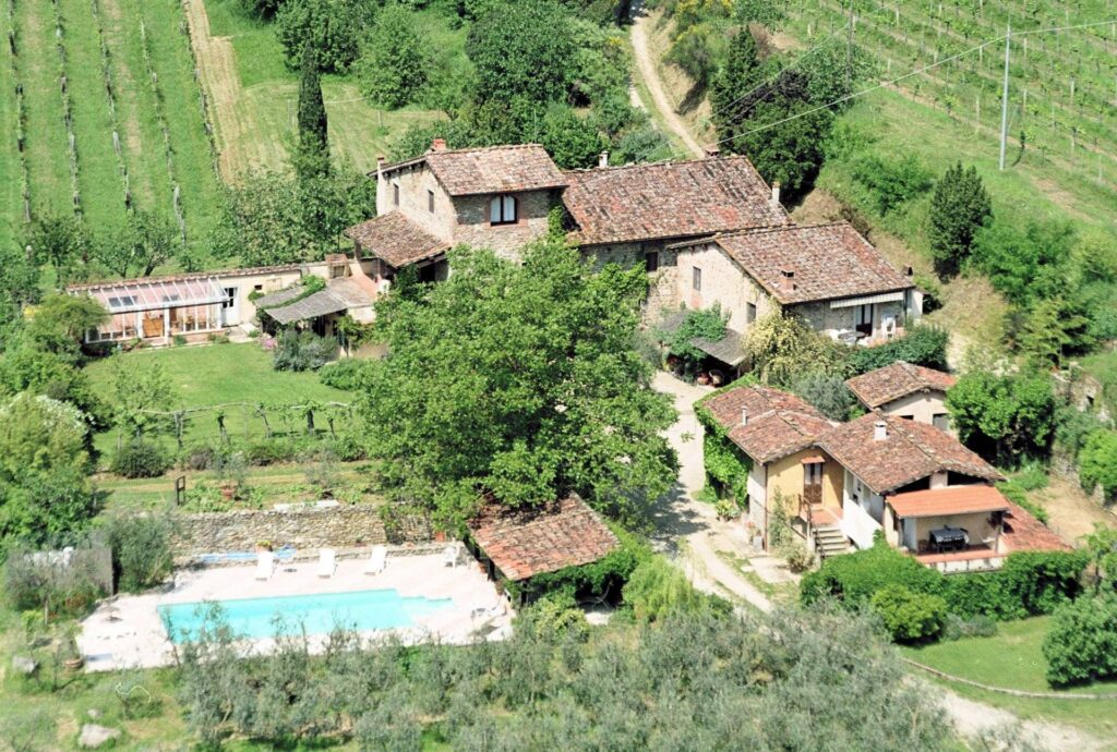 1365-Complesso immobliare con parco piscina per attivita' turistico ricettiva-Loro Ciuffenna-1 Agenzia Immobiliare ASIP
