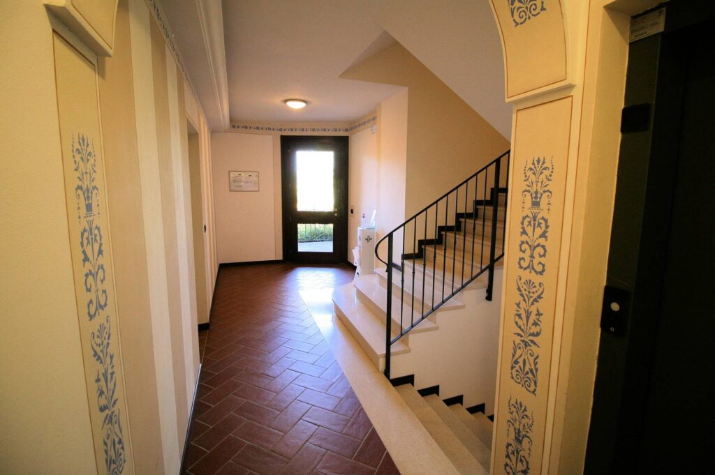 848-Appartamento al piano secondo con ascensore-Abetone Cutigliano-12 Agenzia Immobiliare ASIP