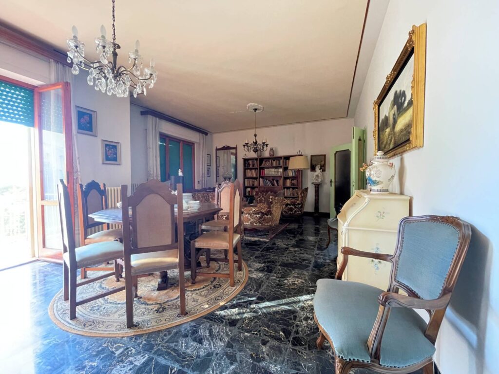 1326-Appartamento al piano primo con giardino-Volterra-4 Agenzia Immobiliare ASIP