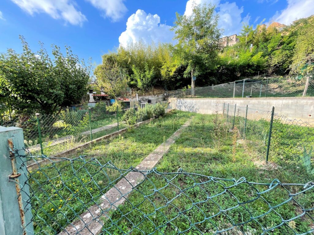 1326-Appartamento al piano primo con giardino-Volterra-11 Agenzia Immobiliare ASIP