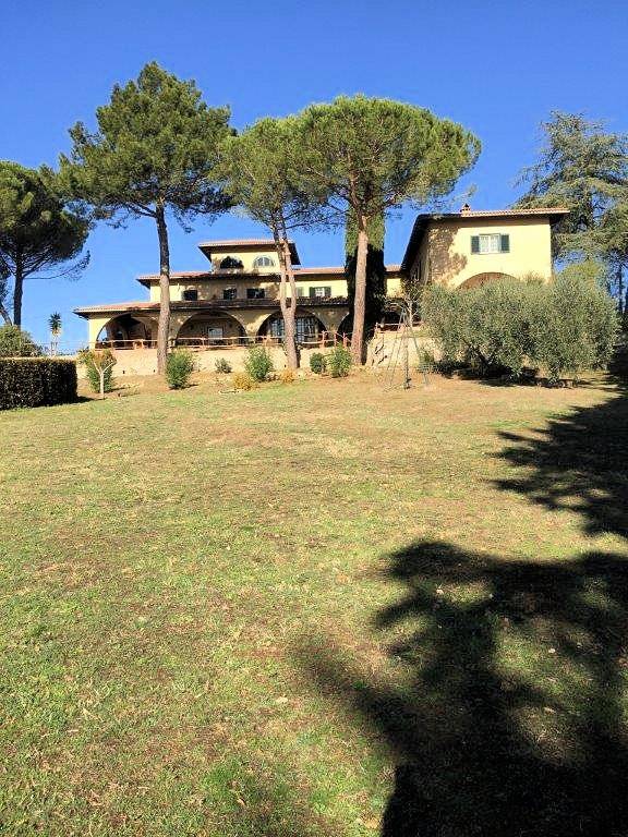 925-Complesso immobiliare di ampia superficie con ampio terreno e suggestiva vista mare-Magliano in Toscana-8 Agenzia Immobiliare ASIP