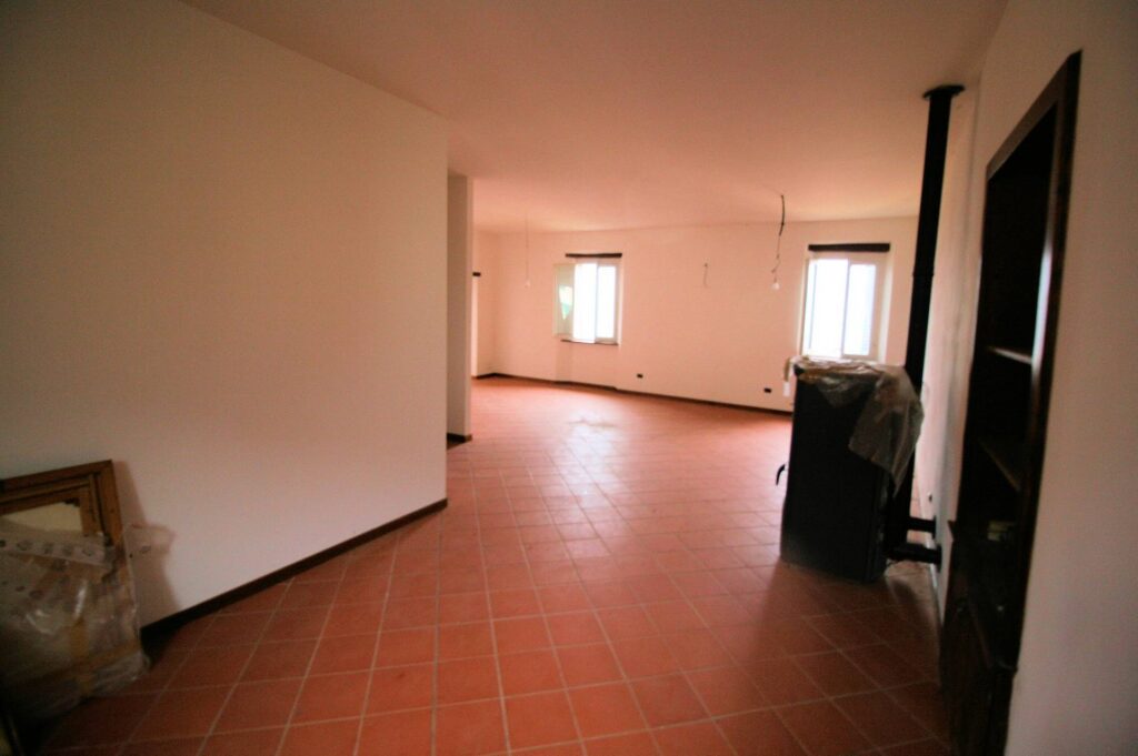 1161-Appartamento ristrutturato al piano secondo-Abetone Cutigliano-2 Agenzia Immobiliare ASIP