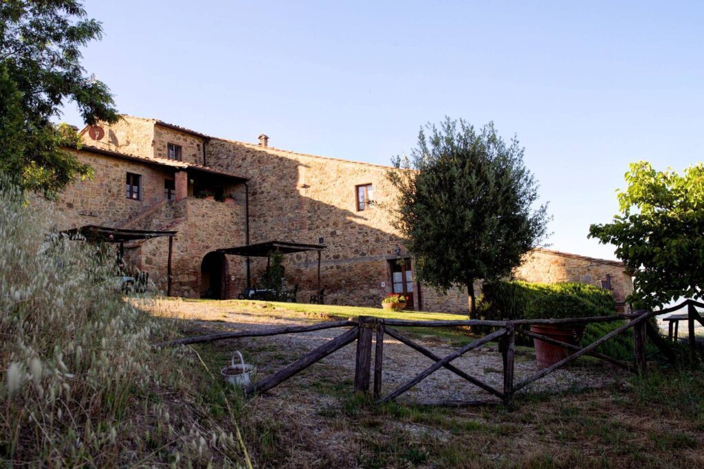 1224-Bellissima casa vacanze con parco e piscina-Montaione-3 Agenzia Immobiliare ASIP
