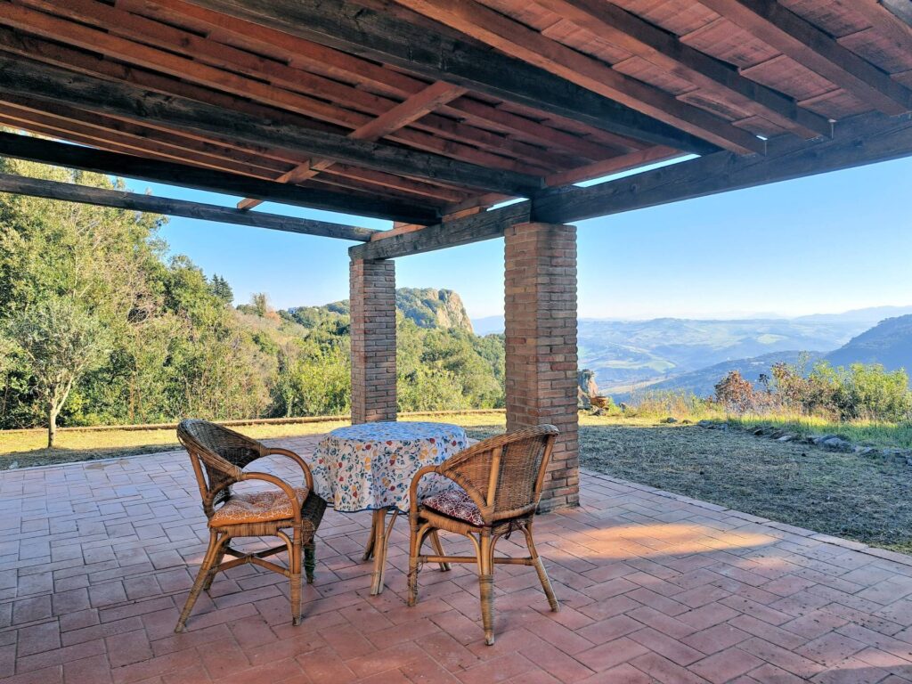 752-Rustico in stile Toscano con terreno e vista panoramica-Pomarance-9 Agenzia Immobiliare ASIP