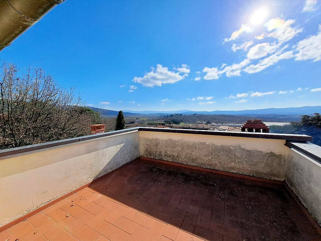 1405-Bellissima villa con parco piscina e vista panoramica-Loro Ciuffenna-4 Agenzia Immobiliare ASIP