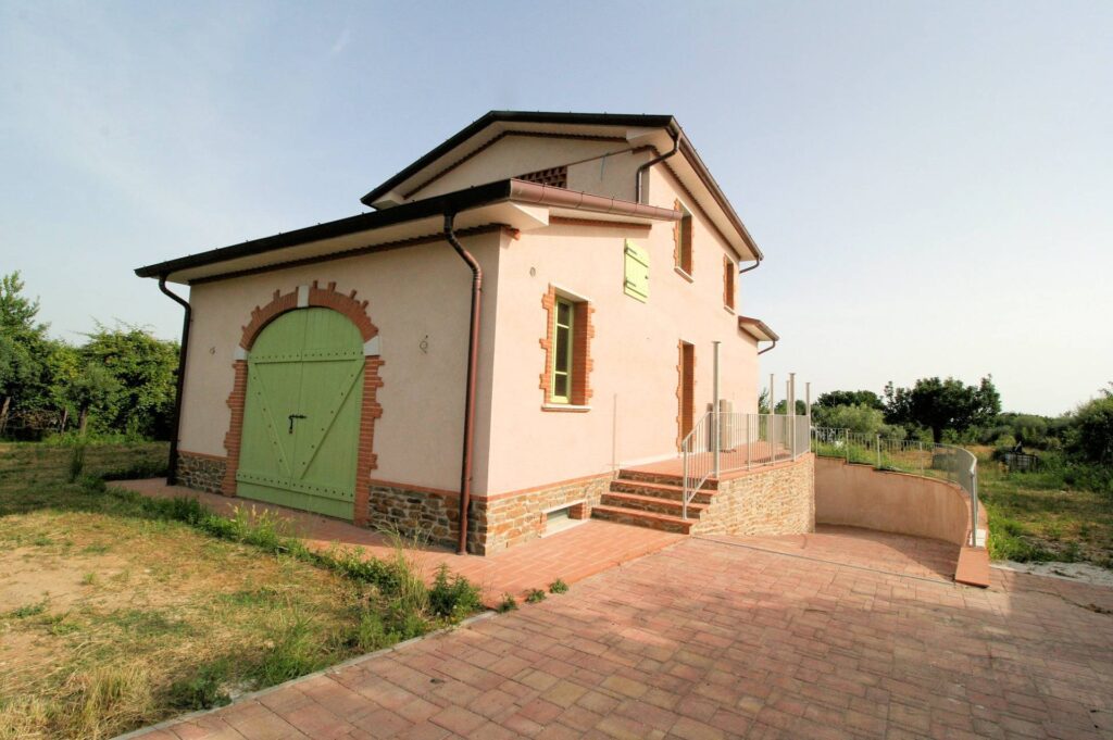 1438-Casale di nuova costruzione in posizione collinare con giardino-Pietrasanta-9 Agenzia Immobiliare ASIP