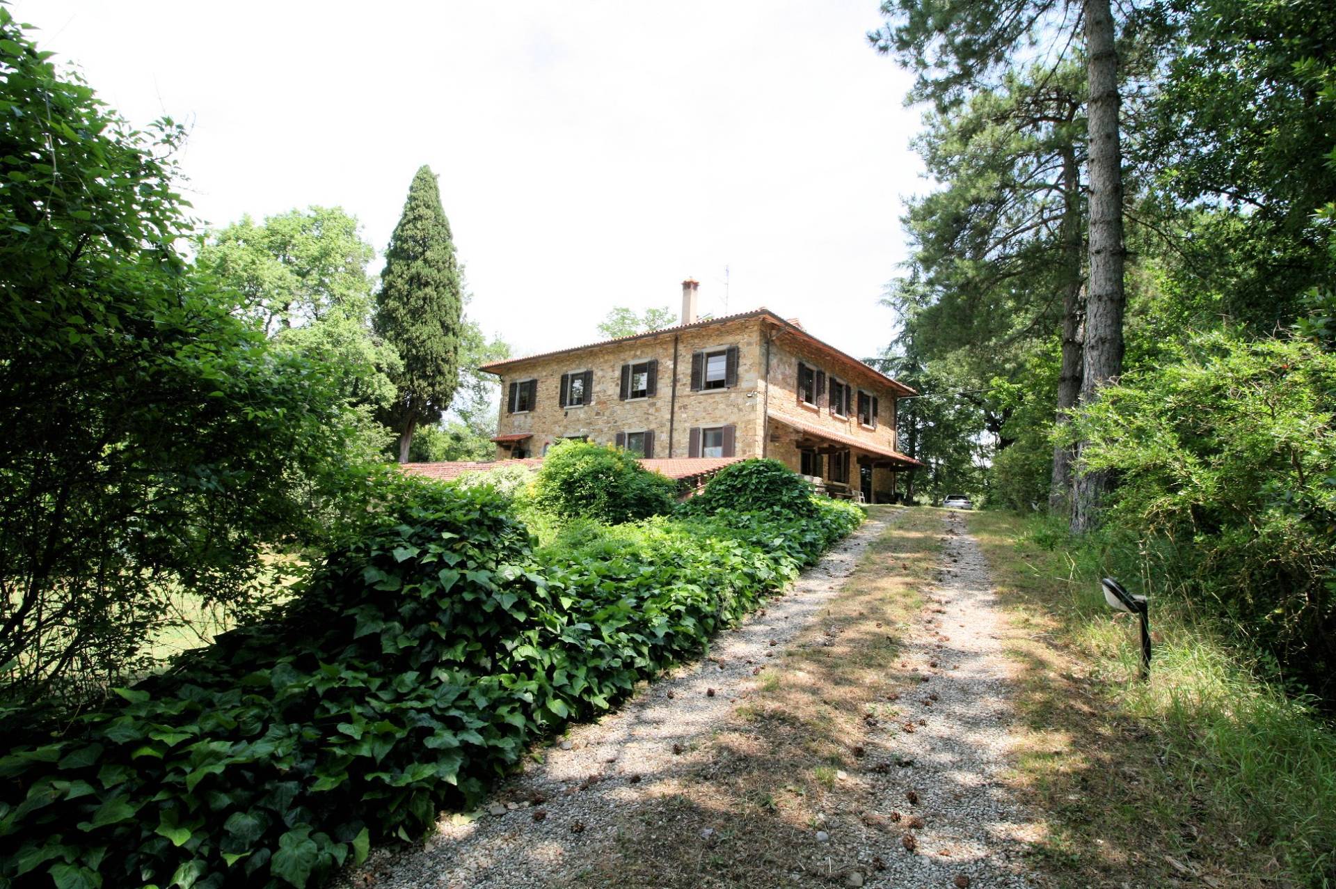 1448-Casale di ampia superficie con terreno-Arezzo-1 Agenzia Immobiliare ASIP
