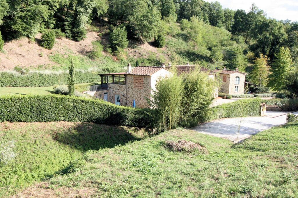 1457-Agriturismo in antico borgo ristrutturato con parco e piscina-Lamporecchio-13 Agenzia Immobiliare ASIP