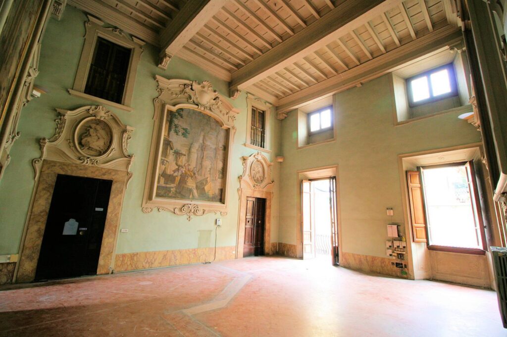 1463-Appartamento di ampia superficie con salone affrescato-Pistoia-2 Agenzia Immobiliare ASIP