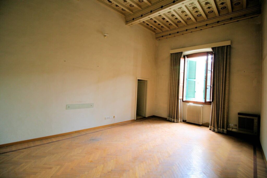 1463-Appartamento di ampia superficie con salone affrescato-Pistoia-8 Agenzia Immobiliare ASIP