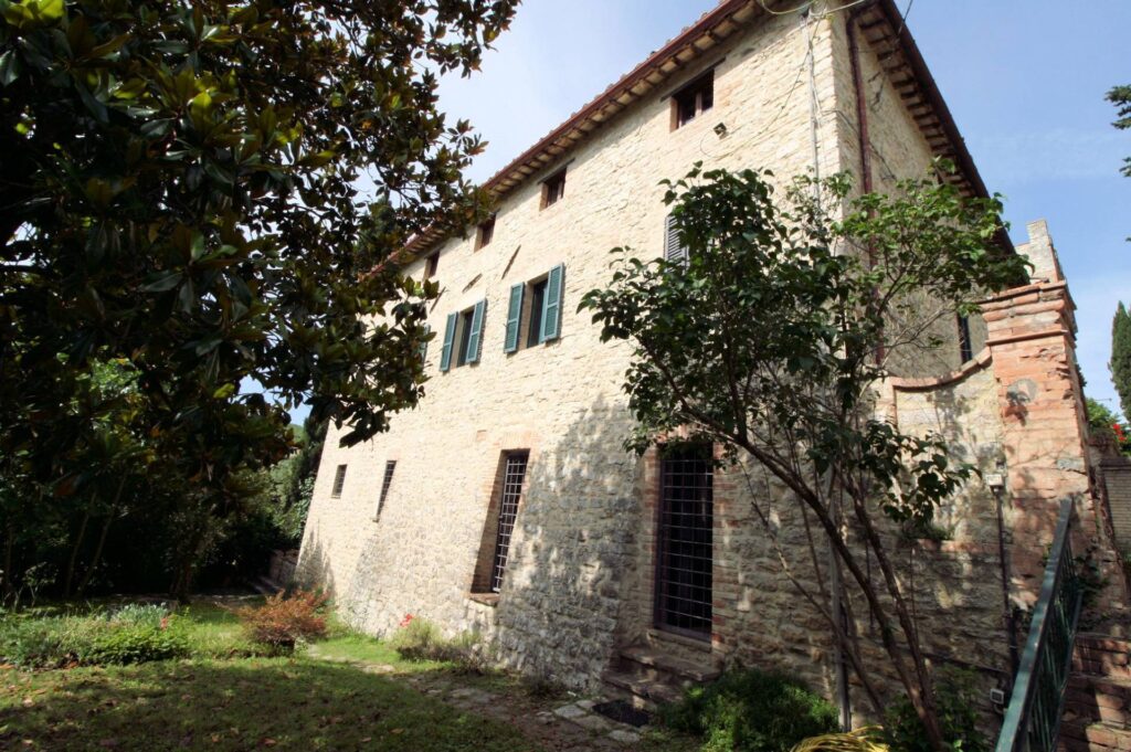 1464-Dimora storica di ampia superficie con terreno e vista panoramica-Perugia-8 Agenzia Immobiliare ASIP