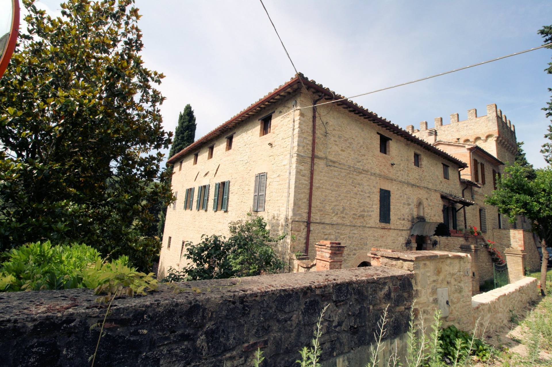 1464-Dimora storica di ampia superficie con terreno e vista panoramica-Perugia-1 Agenzia Immobiliare ASIP