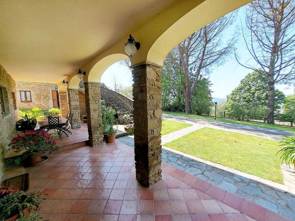 1465-Villa indipendente con dependance ampio giardino in zona panoramica-Subbiano-10 Agenzia Immobiliare ASIP