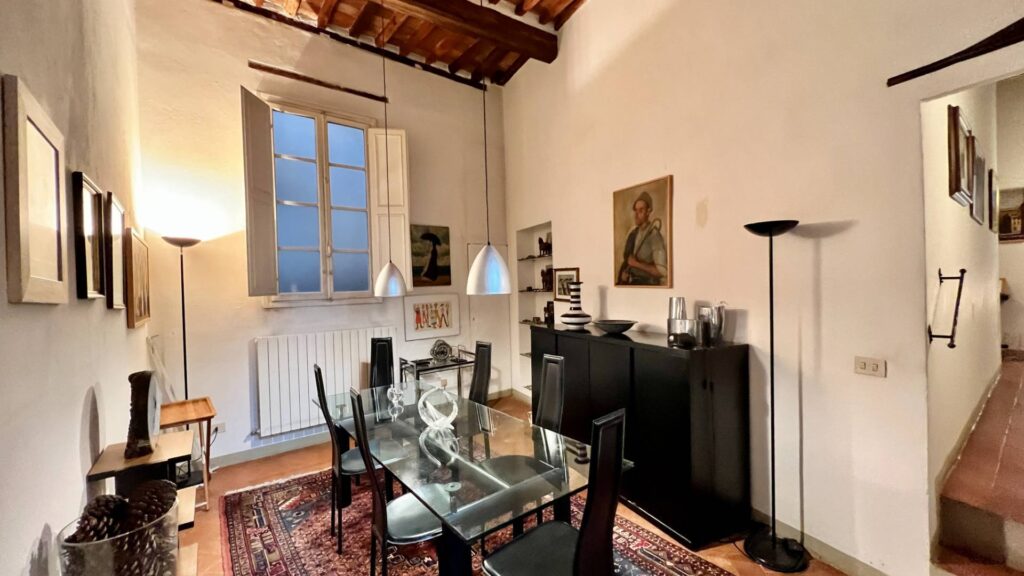 1303-Appartamento di ampia superficie in centro storico-Lucca-10 Agenzia Immobiliare ASIP