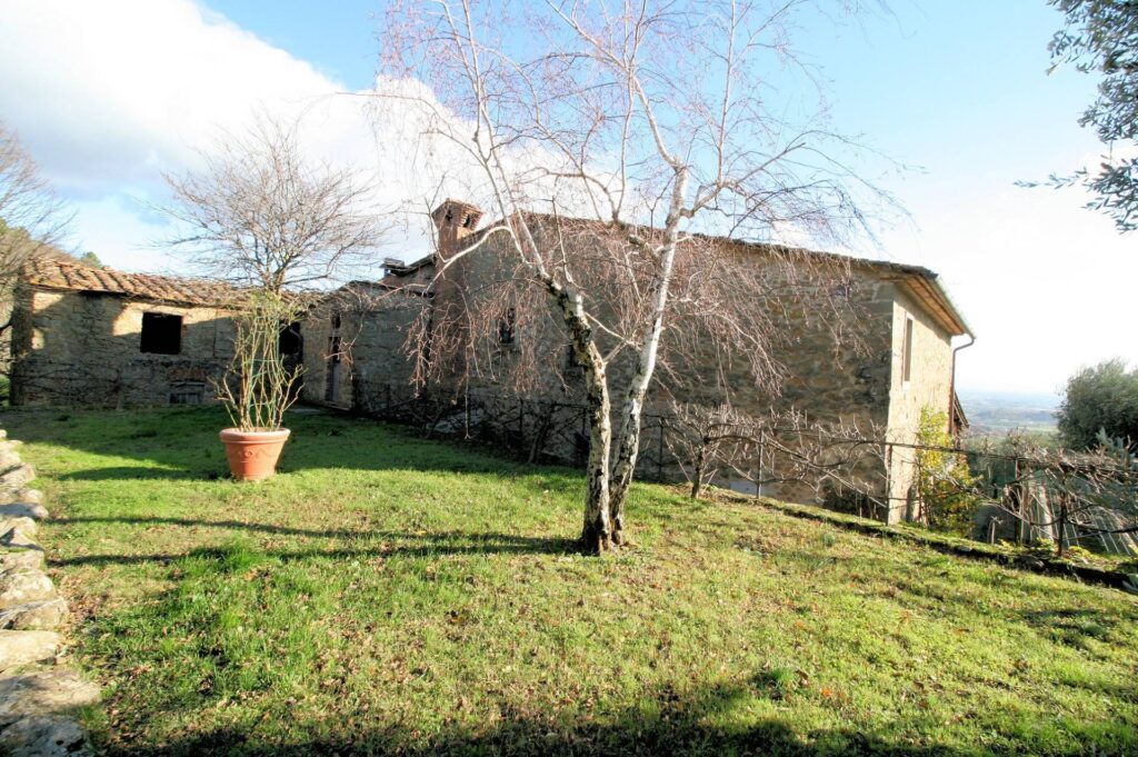 1492-Rustico in stile Toscano con terreno e vista panoramica-Serravalle Pistoiese-3 Agenzia Immobiliare ASIP