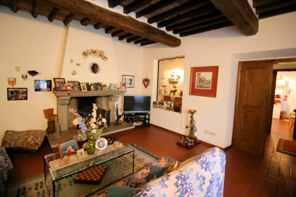 1492-Rustico in stile Toscano con terreno e vista panoramica-Serravalle Pistoiese-9 Agenzia Immobiliare ASIP