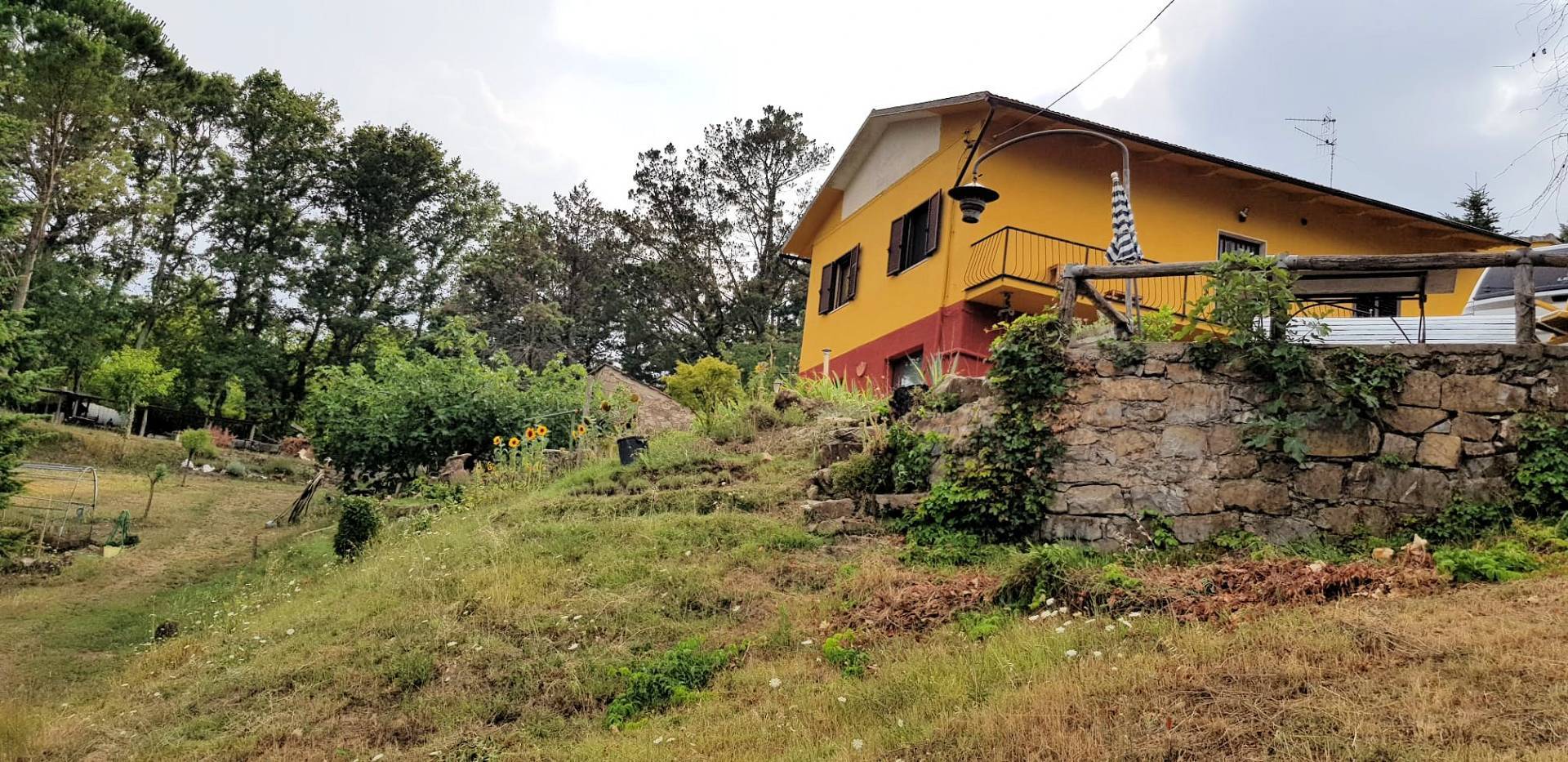 1507-Casa indipendente ristrutturata con terreno e vista panoramica-Roccastrada-1 Agenzia Immobiliare ASIP