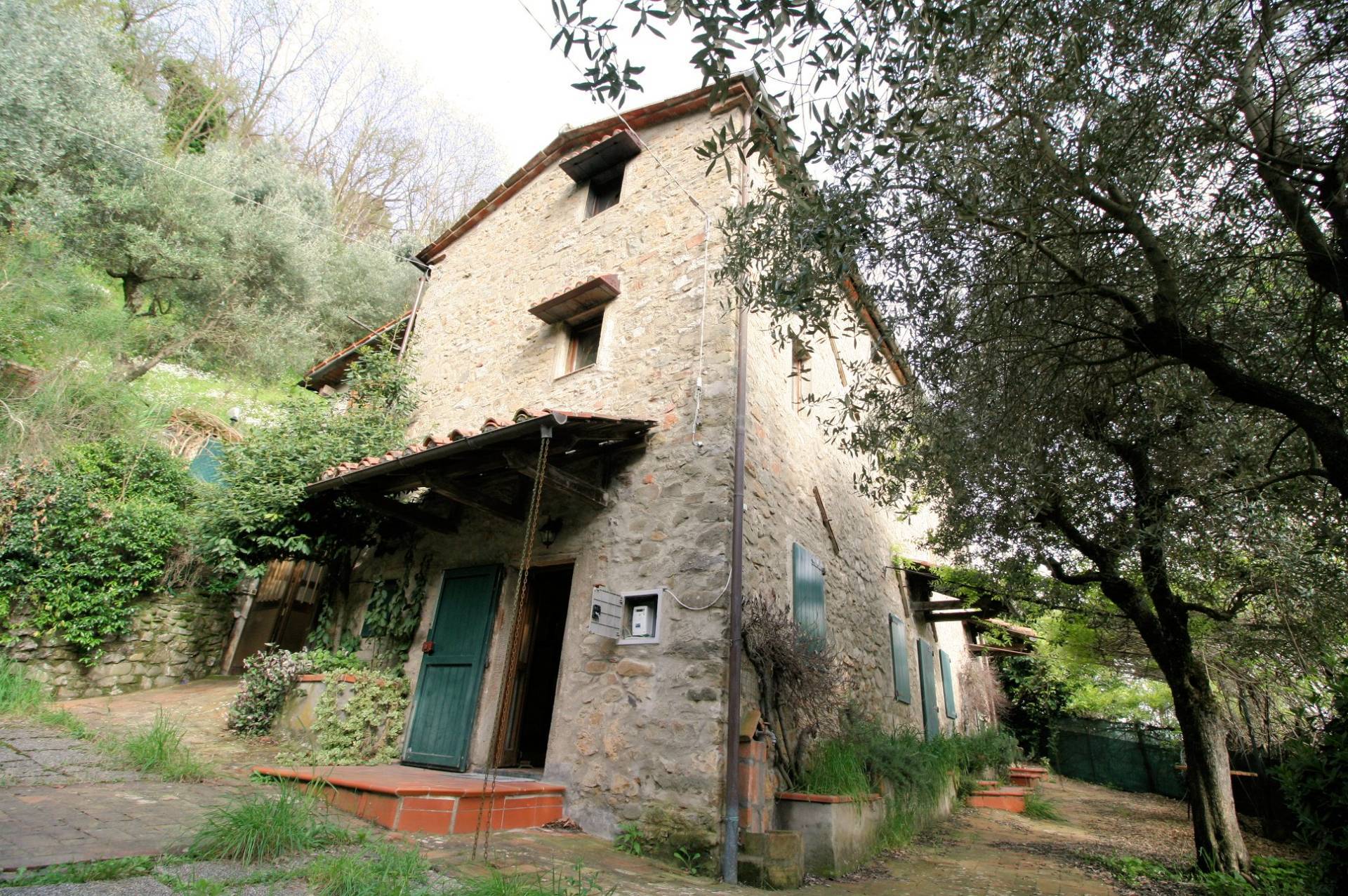 1244-Rustico in stile Toscano da ristrutturare-Marliana-1 Agenzia Immobiliare ASIP