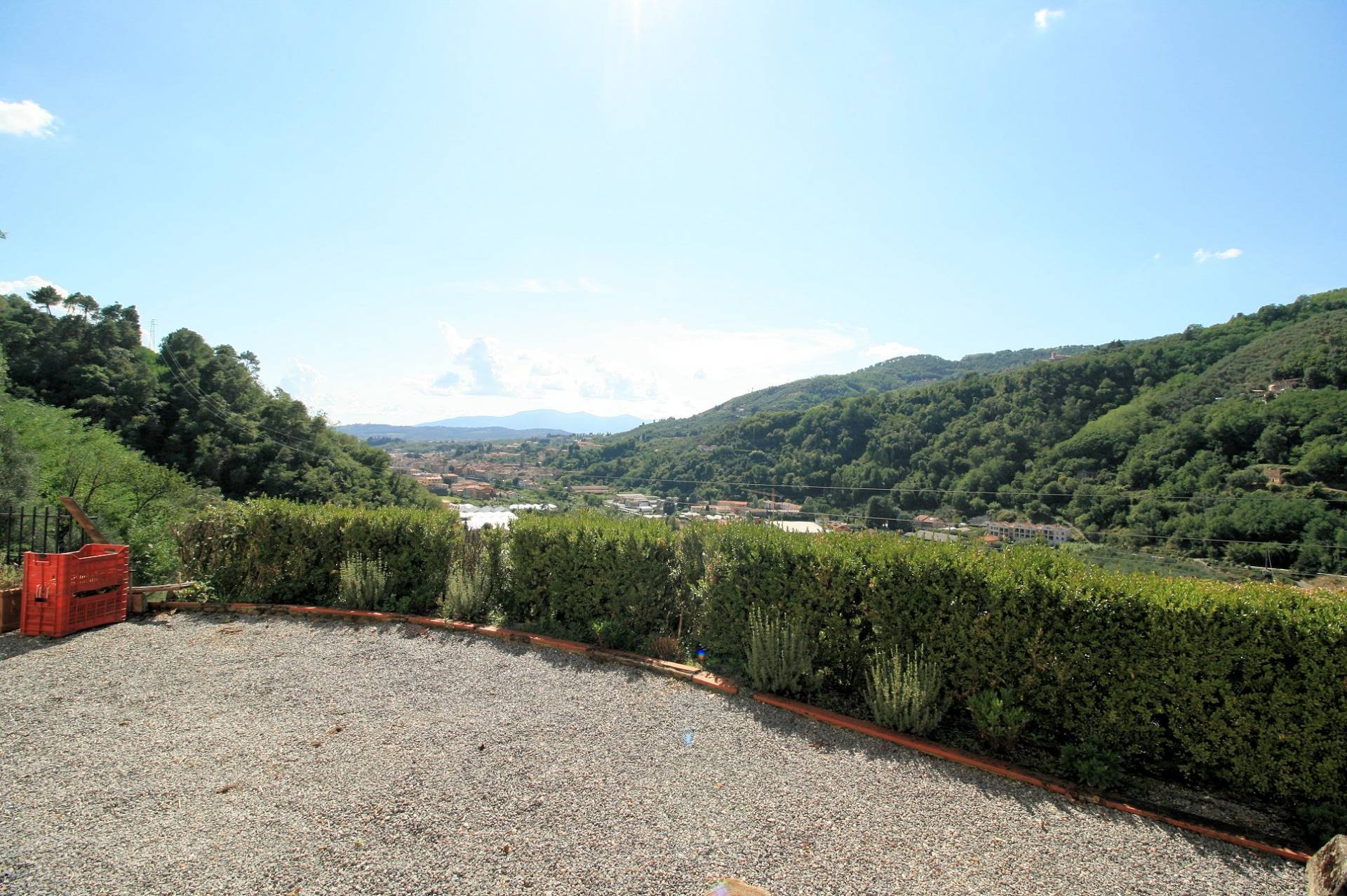 1514-Porzione di villa bifamiliare con vista panoramica-Pescia-1 Agenzia Immobiliare ASIP