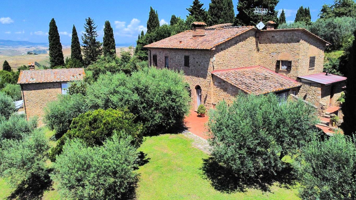 1555-Casale in stile rustico Toscano con dependance e vista panoramica-Volterra-1 Agenzia Immobiliare ASIP