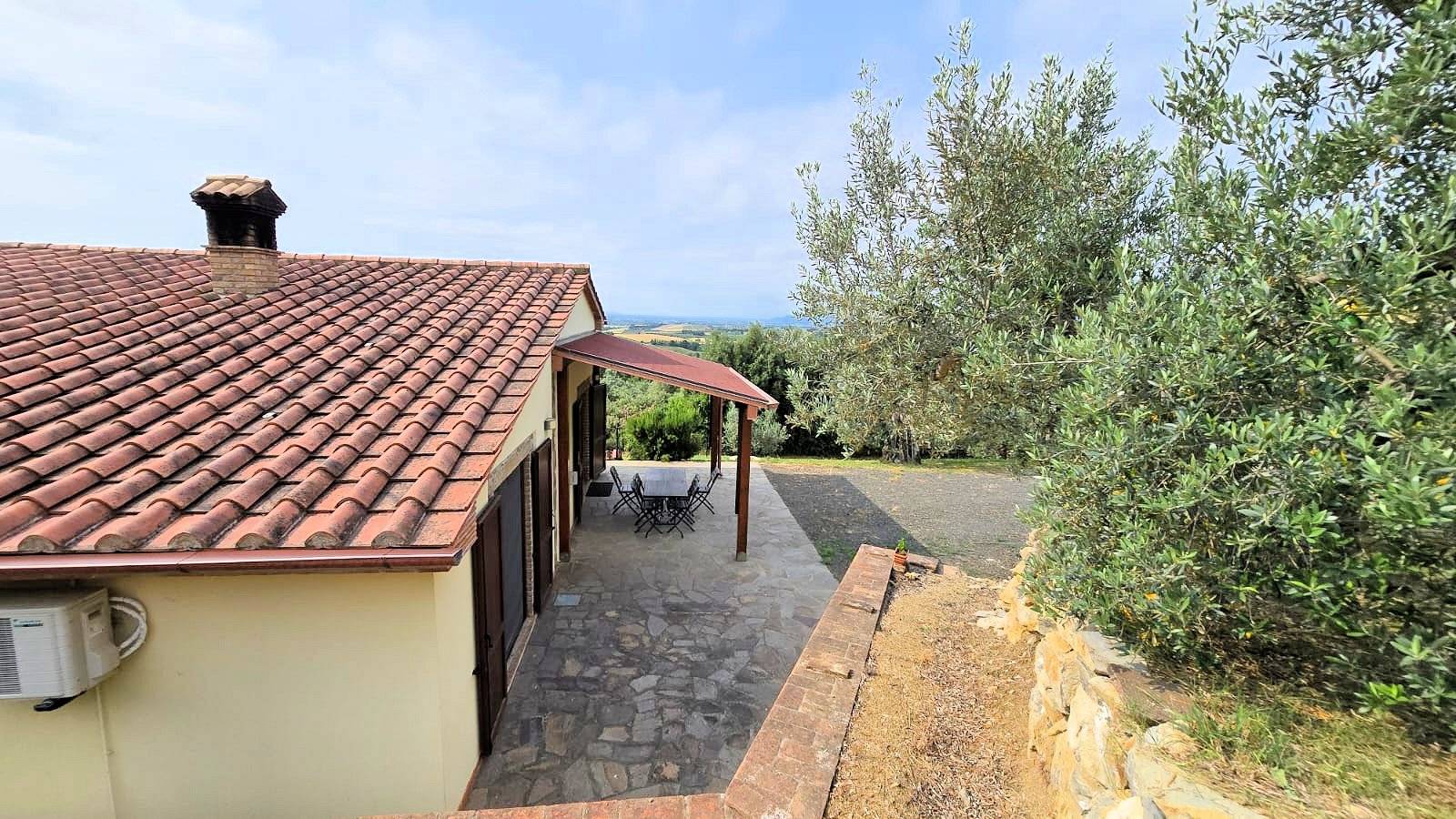 1633-Casale ristrutturato in stile rustico Toscano con ampio terreno e vista mare fino all'isola del Giglio-Roccastrada-3 Agenzia Immobiliare ASIP