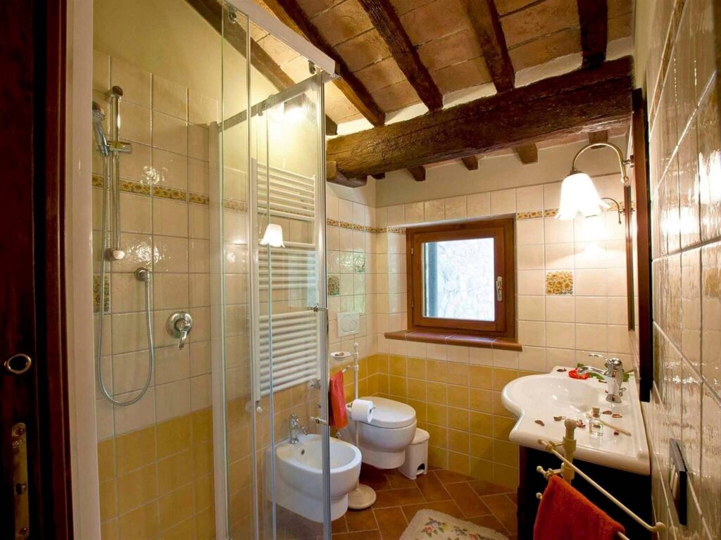 1658-cASALE CON DEPEMDANCE TERRENO E DUE PISCINE-Volterra-33 Agenzia Immobiliare ASIP