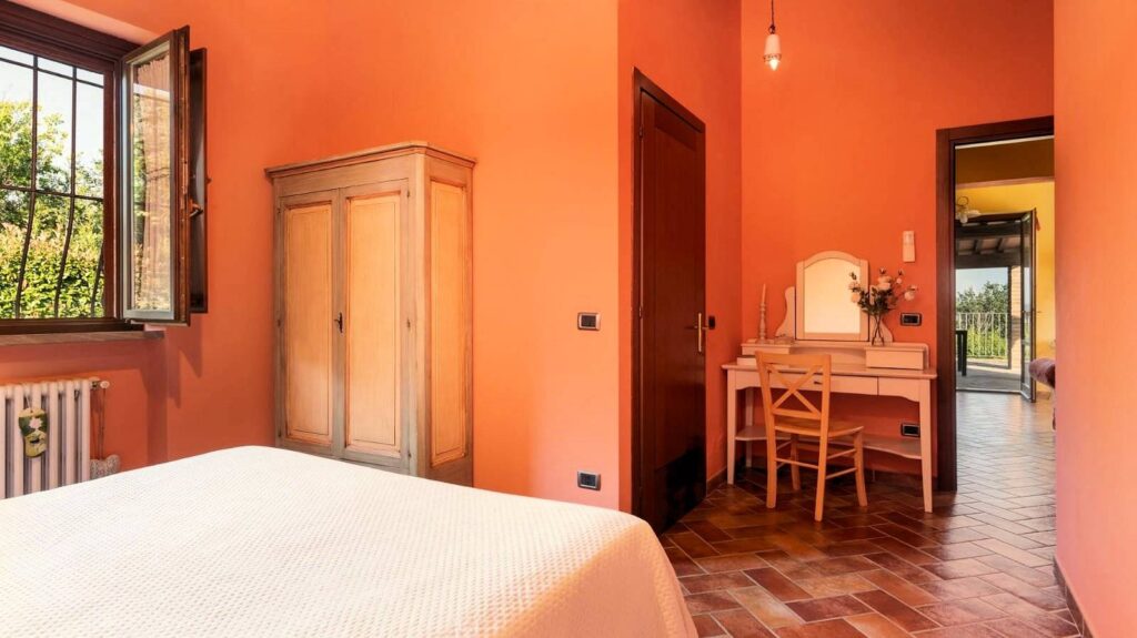 1659-Bellissimo casale in stile rustico Toscano con piscina e suggestiva vista panoramica sulla campagna Voletrrana-Volterra-18 Agenzia Immobiliare ASIP