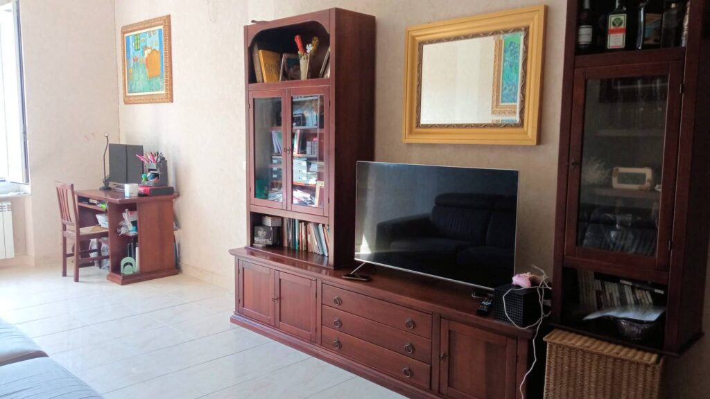 1614-Appartamento ristrutturato al piano secondo senza ascensore-Genova-2 Agenzia Immobiliare ASIP