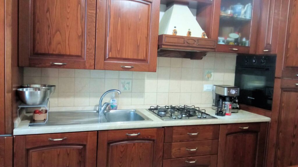 1614-Appartamento ristrutturato al piano secondo senza ascensore-Genova-6 Agenzia Immobiliare ASIP