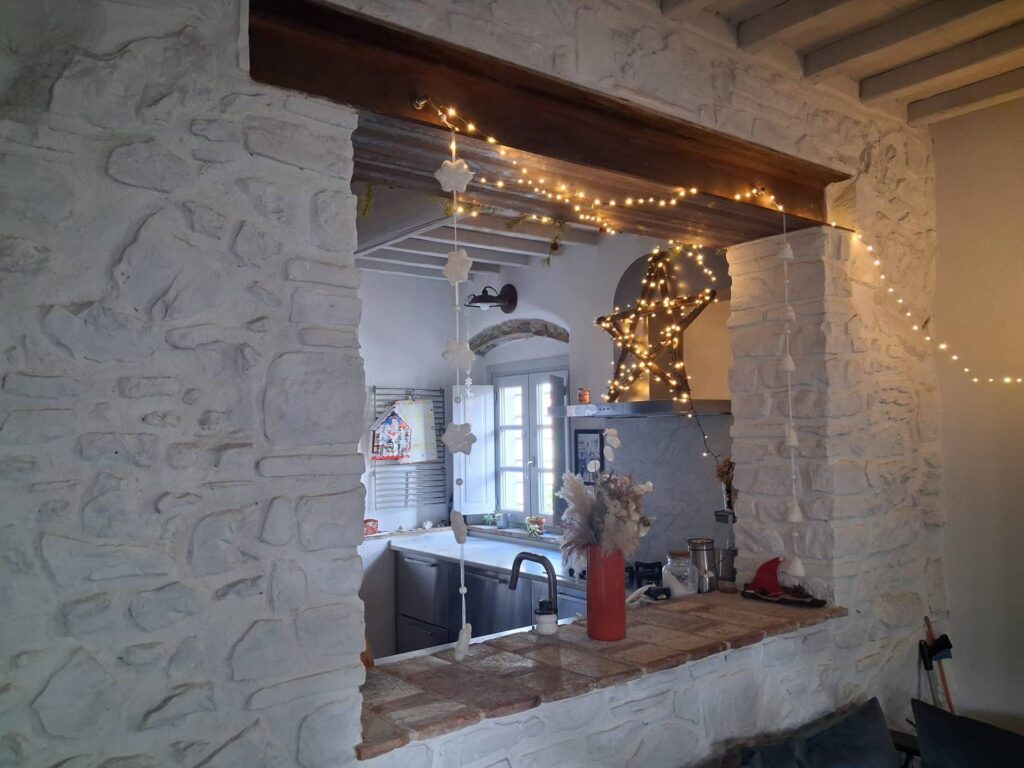 1680-Terratetto completamente ristrutturato libero su tre lati con dependance giardino e posti auto a Tizzana-Quarrata-5 Agenzia Immobiliare ASIP