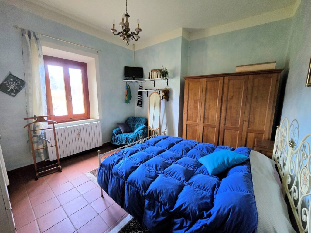 1681-Podere in stile rustico Toscano con annessi e terreno in ottima posizione-Montecatini-Terme-20 Agenzia Immobiliare ASIP